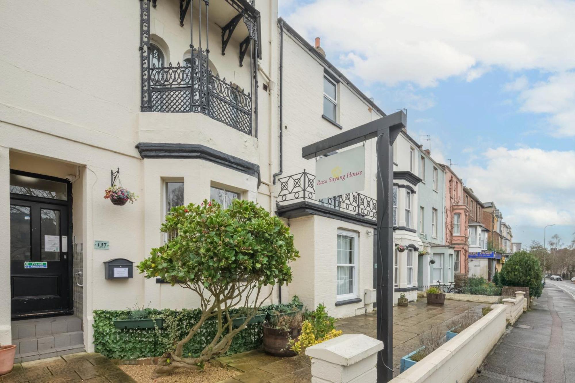 Rasa Sayang House - Self-Check-In Guesthouse Oxford Dış mekan fotoğraf